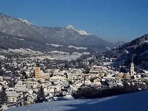Klubhaus Des Eisenbahnersportvereines * Schladming